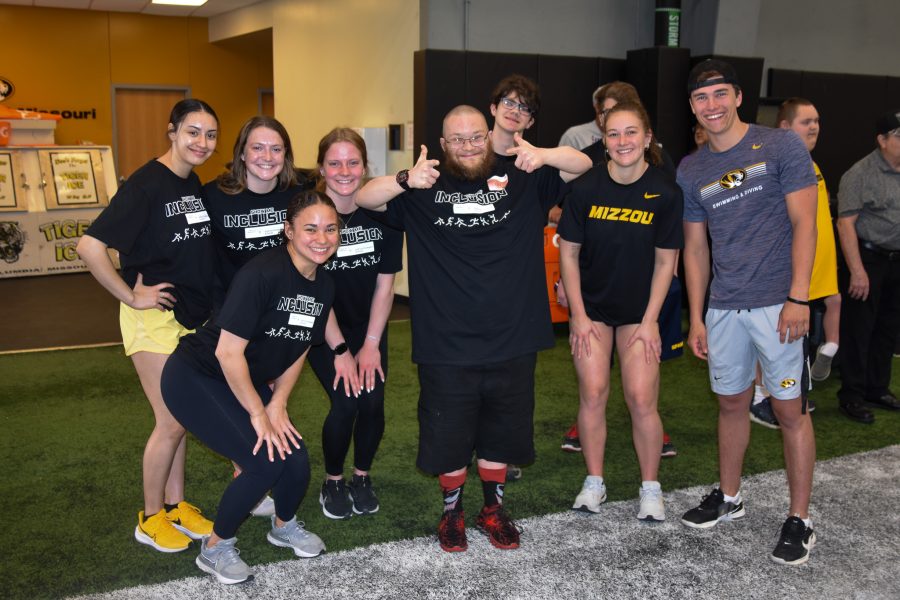 SOMO and University of Missouri Athletes pose for a group photo during Unified Kickball